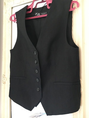 Linen black Zara vest like new, size XS fits small/medium