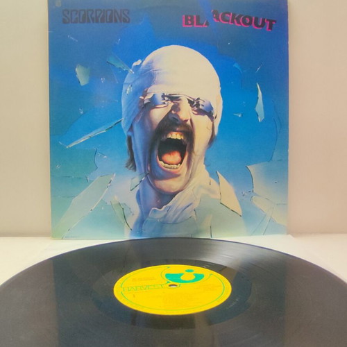 Scorpions Blackout vinyl LP like new, hard rock