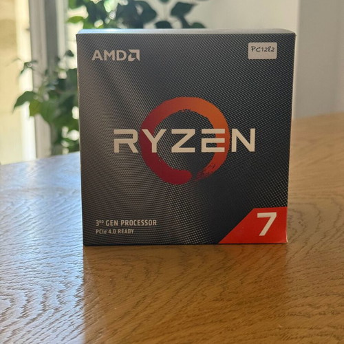 AMD Ryzen 7 3800X processor new, 3.8GHz 8 cores, Socket AM4