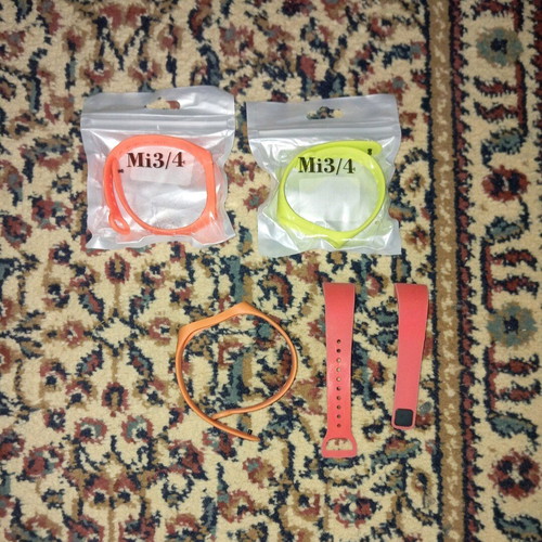 Mi Band 3/4 straps new and used, pair of Xiaomi 10c