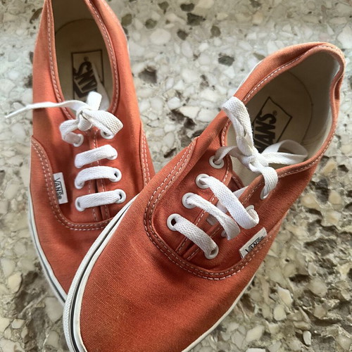 Vans women's sneakers size 38, red