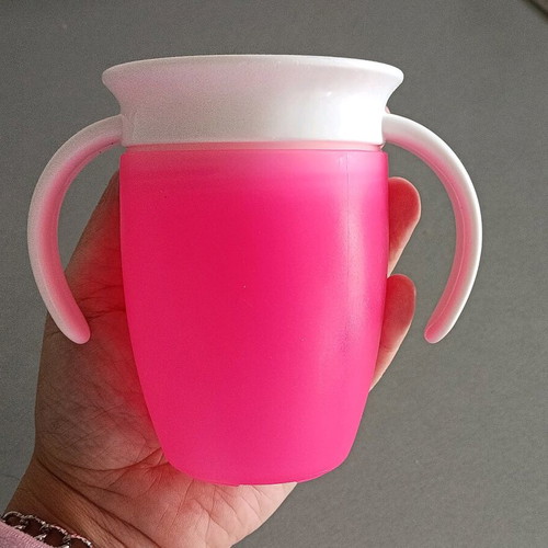 Munchkin Miracle 360° Kids Cup 207ml Pink like new