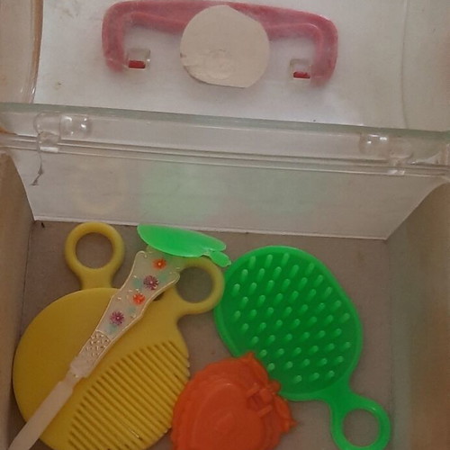 Vintage '70s Greek Beauty Set Case used, Solpa