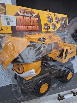 Large EZ Toys Construction Excavator new, sealed
