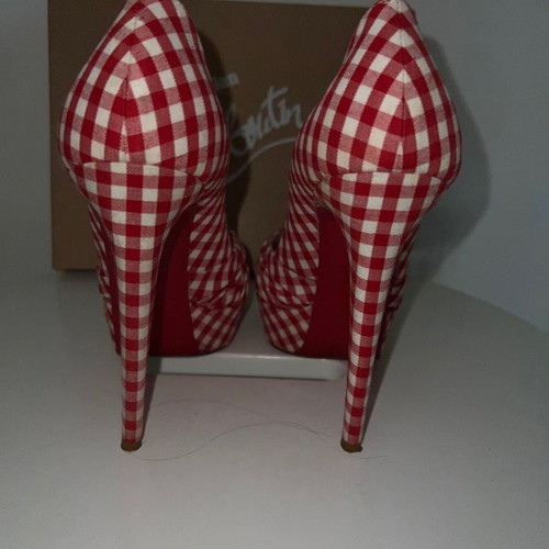 Παπούτσια Christian Louboutin μεταχειρισμένα, κόκκινο καρό ύφασμα, νούμερο 38,5, τακούνι 14cm