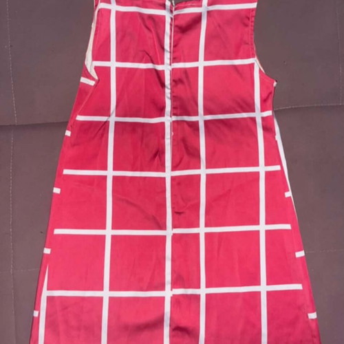 Girls' dress size 14 (164 cm), pink and white