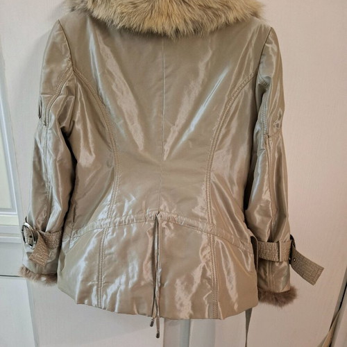 Modern 3-in-1 jacket like new with natural fox fur beige and gold