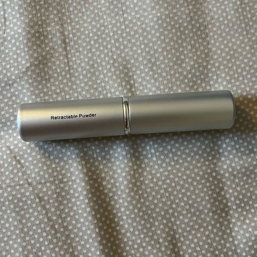 Powder makeup brush used with high-quality bristles