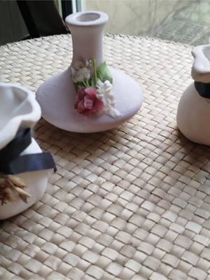 Clay decorative items refurbished, white with matte finish, set of 3