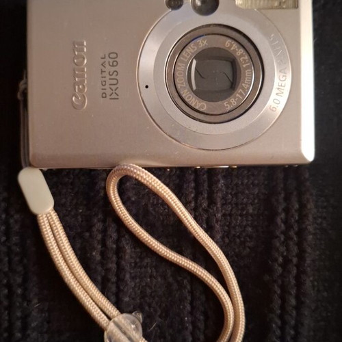 Canon Digital IXUS60 camera, silver