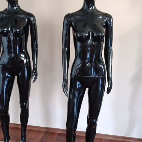 Mannequin dolls like new, display mannequins