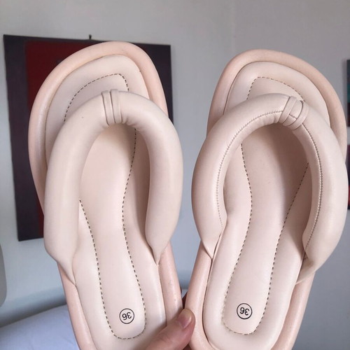 Women's flip flops size 36 like new, pink nude flatform