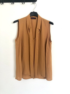 Lipsy London sleeveless top like new, camel color, size M