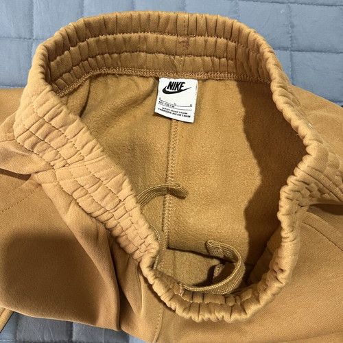 Nike kids' fleece-lined sweatpants size 12-13 years