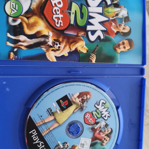 The Sims 2 Pets PS2 used, fully functional