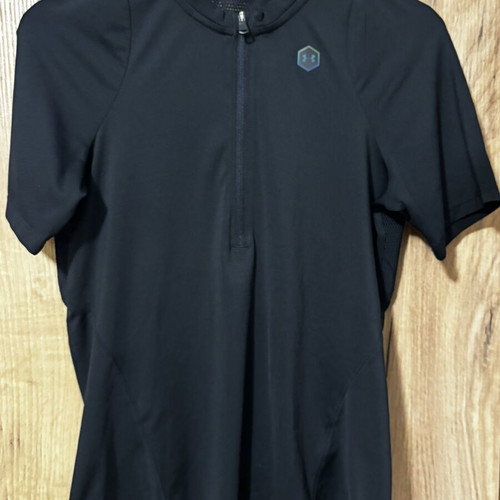 Under Armor women's shirt like new, black, sizes S and M