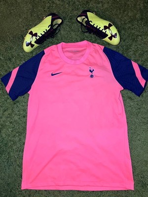 Tottenham training jersey like new, size Large