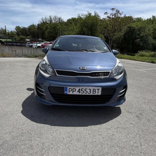 Kia Rio 1.4 petrol sedan 2015 manual like new