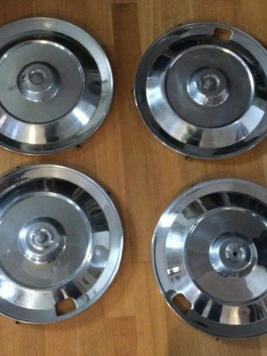 Citroen 2CV Dyane Mehari Ami Chrome Inox hubcaps used, set of 4