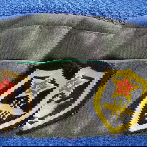 Στρατιωτικός μπερές με κονκάρδες μεταχειρισμένος