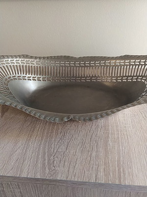 Vintage fruit bowl like new