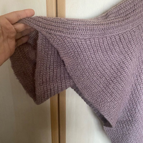 Sisley cardigan like new, purple-lilac wool with short sleeves