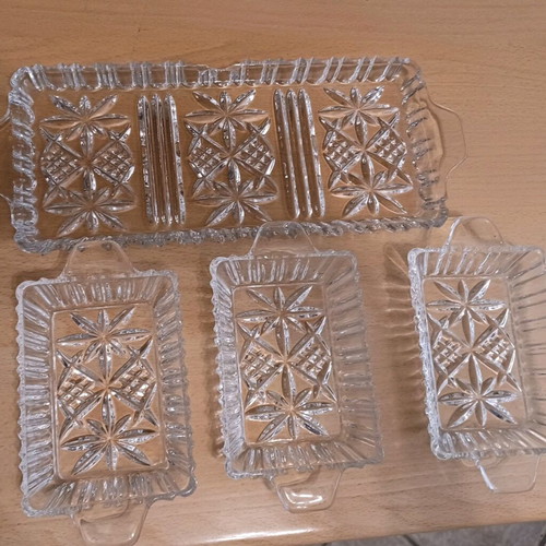 Crystal vintage ordevieras-dry fruit dishes like new, set of 4