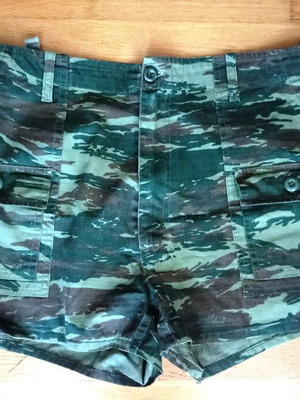 Cargo shorts camouflage size L/XL like new, cotton fabric