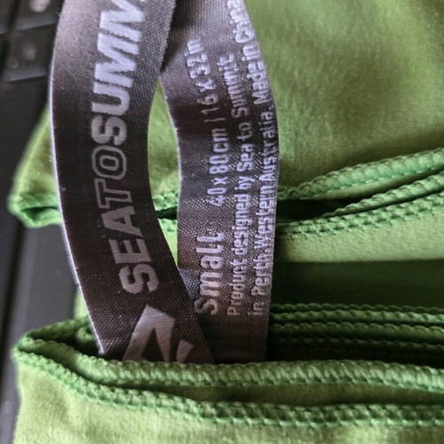 Sea to Summit DryLite Small towel green new