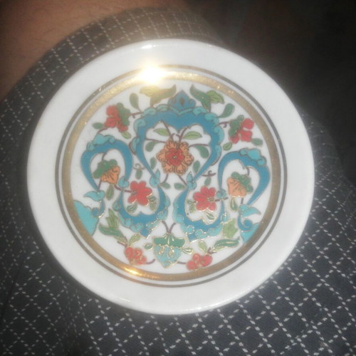 Zihni Athens handmade porcelain plate with gold trim