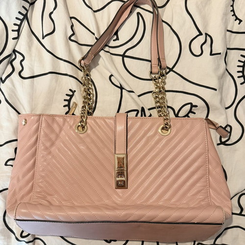 Aldo shoulder bag used, pink with broken clasp