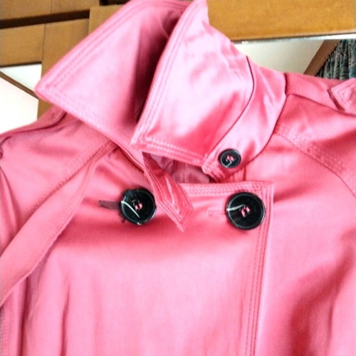 Anna Moda Piu fuchsia trench coat, size Small