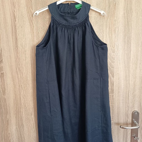 Benetton linen dress size XS black like new