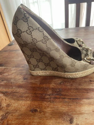 Gucci platform sandals used, beige and brown, size 37