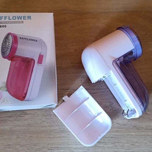 Safflower SF-9800 Lint Remover new, battery operated