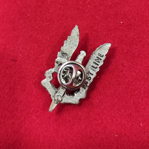 British Special Air Service (SAS) uniform badge like new