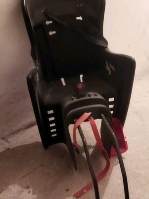 Child bike seat used with frame mount and base