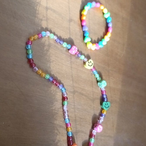 Children's jewelry set used, necklace and bracelet with hearts, multicolor
