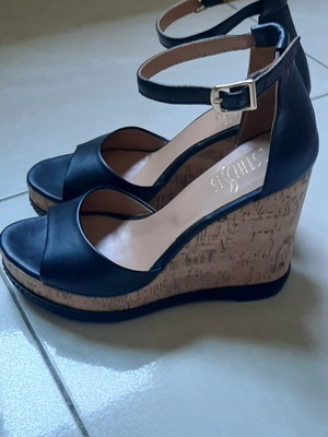 Esthissis black platform sandals like new, cork wedge, size 38