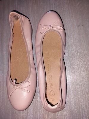 Marco Tozzi leather ballerinas size 40 like new, pink nude