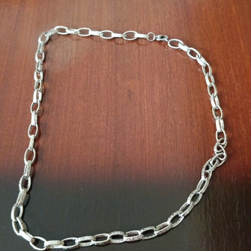 Chain necklace like new