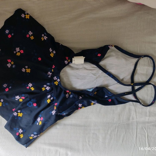 Quechua one-piece swimsuit for girls with skirt like new