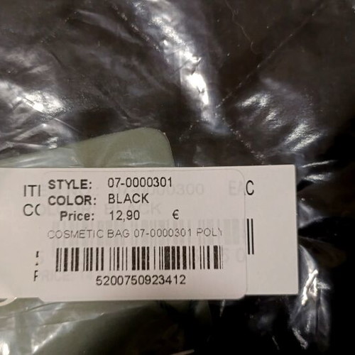 Verde black quilted toiletry bag new