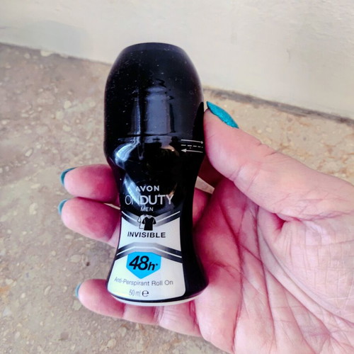 Avon On Duty Men Invisible 48h roll-on deodorant