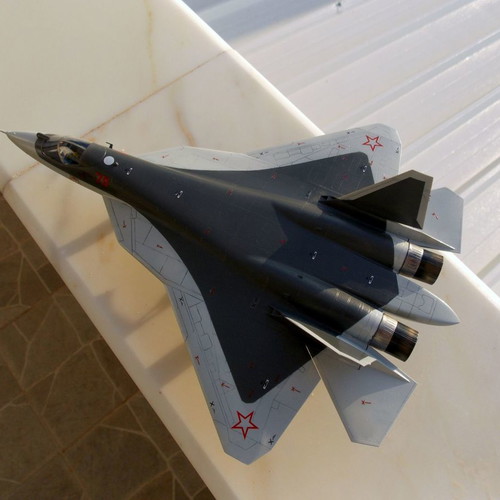 Plastic model SU-57 Felon 1/72 new with collectible paint