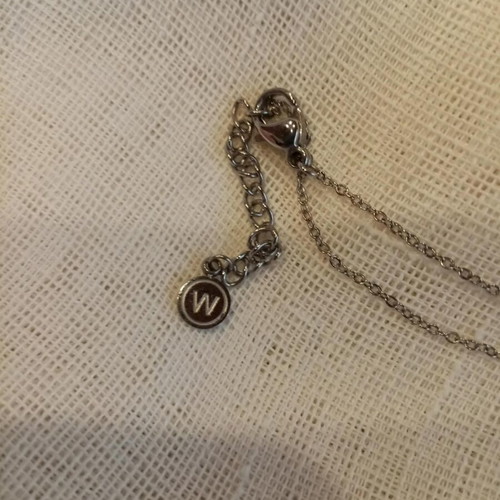 Steel necklace with crystals like new, gift box included