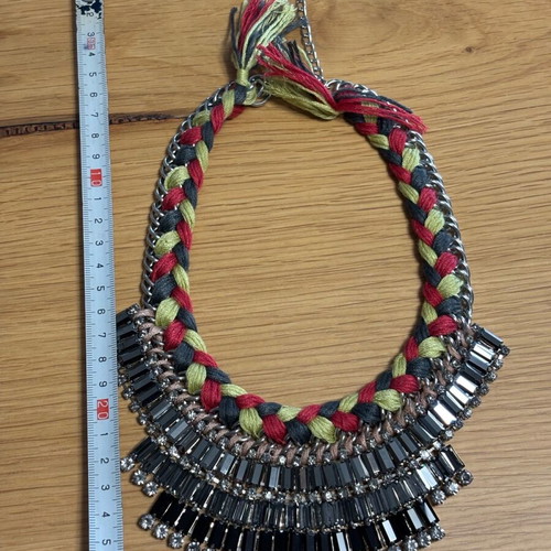 Necklace like new, colorful