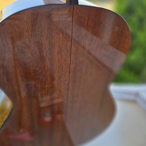 Classical guitar like new