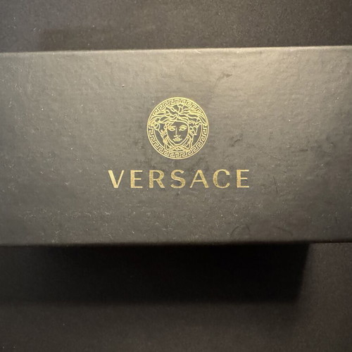 Versace sunglasses like new, black frame