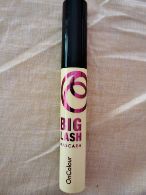 Oriflame One colour big lash black mascara